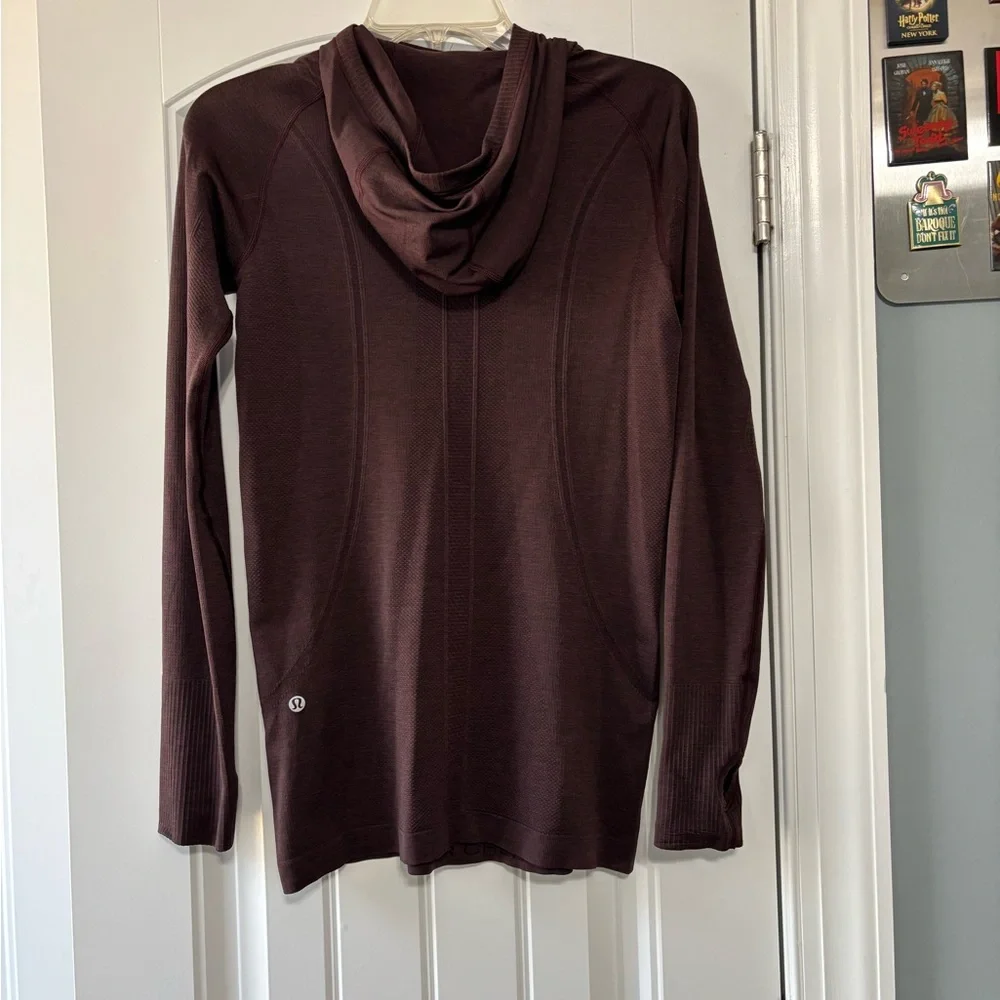Lululemon swiftly tech half zip hoodie.